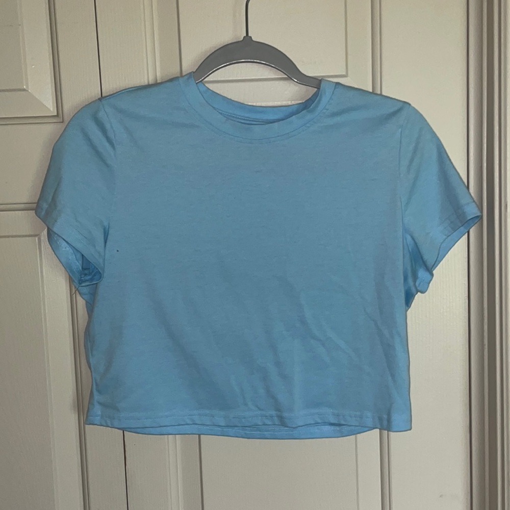 BLUE CROP TOP
